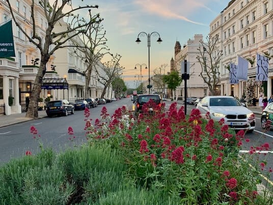 Beautiful hotel neighborhood in England